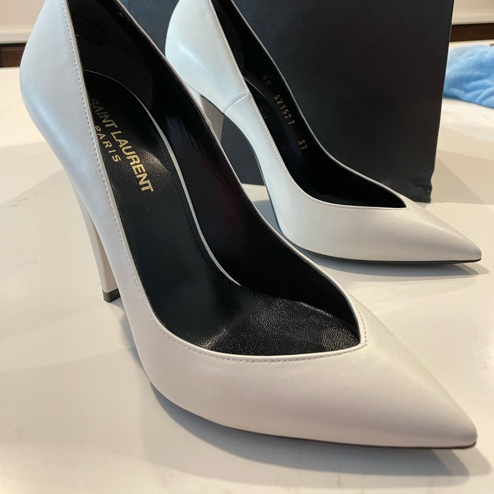 Ysl white pump/heel 110